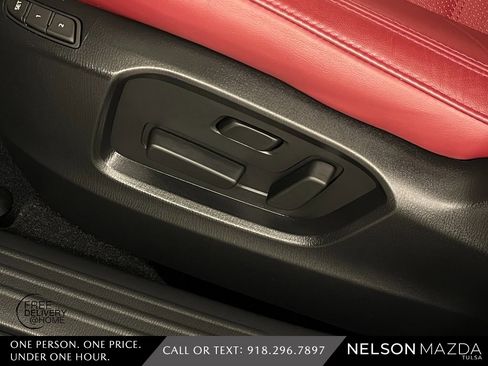 Used 2025 MAZDA CX-5 Carbon Edition image 19