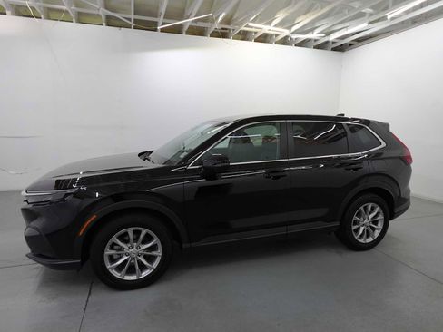 Used 2025 Honda CR-V EX image 8