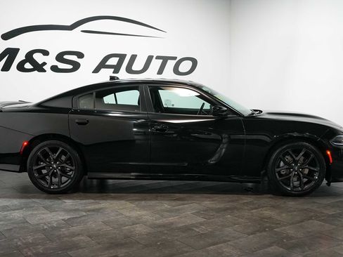 Used 2022 Dodge Charger GT w/ Blacktop Package RWD image 8