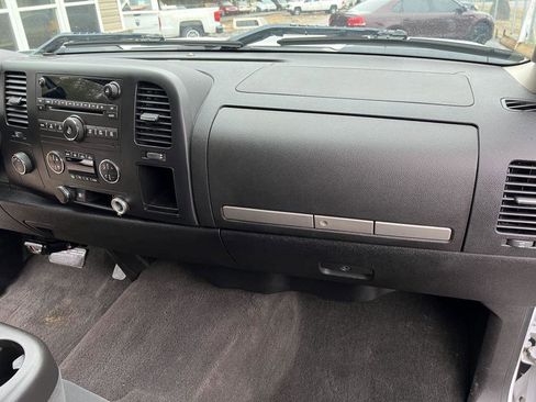 Used 2008 Chevrolet Silverado 1500 LT w/ Power Pack Plus image 17