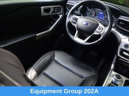 Used 2022 Ford Explorer XLT w/ Equipment Group 202A AWD/4WD image 2