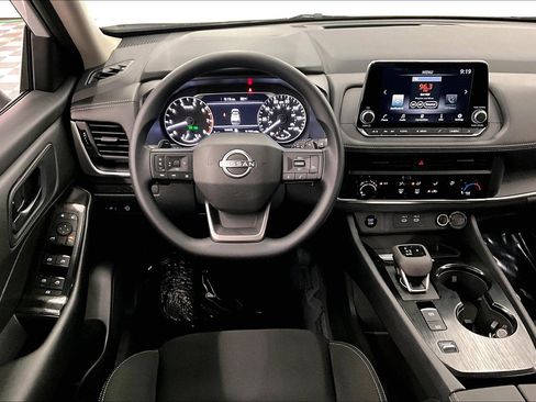 New 2025 Nissan Rogue S image 37