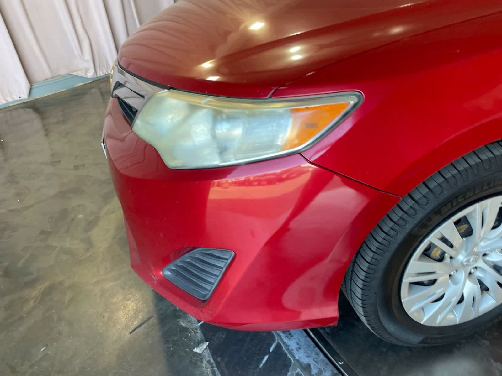 Used 2012 Toyota Camry LE FWD image 12
