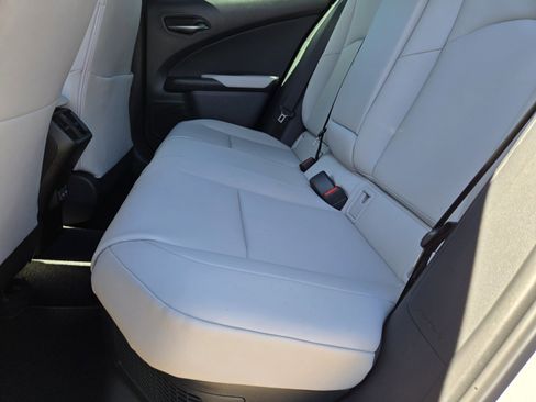 New 2026 Lexus UX 300h AWD image 8