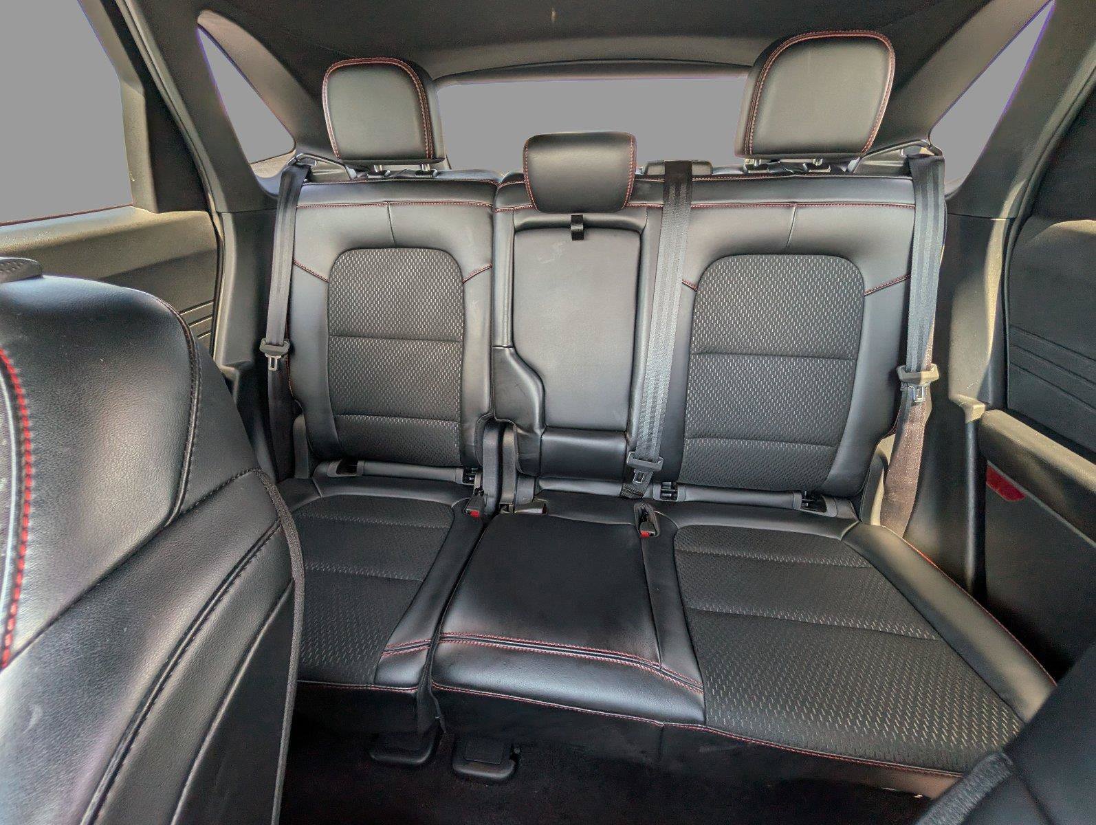 Used 2025 Ford Escape ST-Line FWD image 13