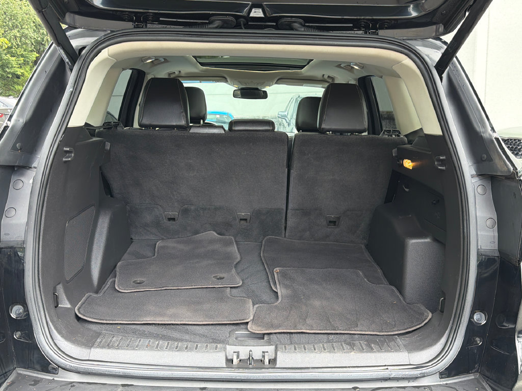 Used 2018 Ford Escape Titanium w/ Ford Safe & Smart Package AWD/4WD image 7