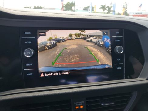 Used 2020 Volkswagen Jetta SEL image 22