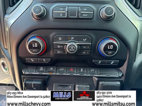 Used 2021 Chevrolet Silverado 1500 LT AWD/4WD image 17