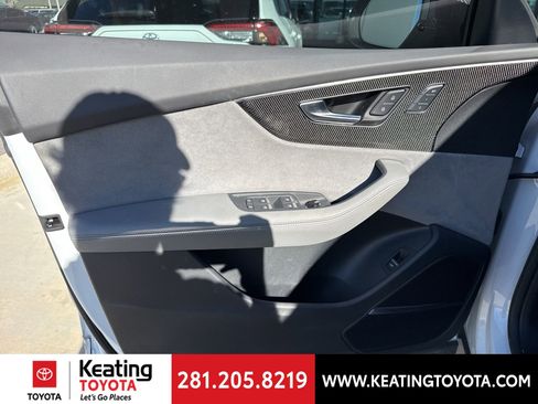 Used 2023 Audi SQ8 Prestige image 10