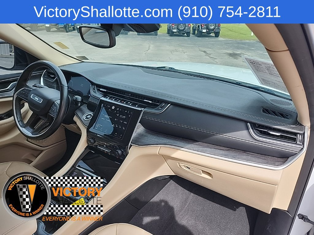 Used 2021 Jeep Grand Cherokee L Limited AWD/4WD image 33