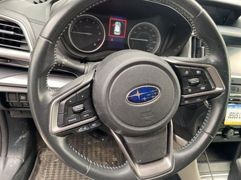 Used 2023 Subaru Forester Premium image 17