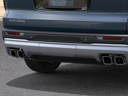 New 2026 Chevrolet Traverse LT image 14