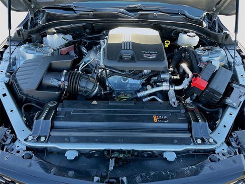 Used 2025 Cadillac CT4 Luxury image 31