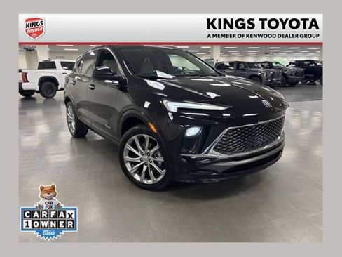 Used 2024 Buick Encore GX Avenir w/ Avenir Technology Package AWD/4WD image 1