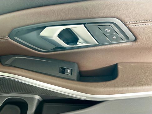 New 2026 BMW 330i xDrive Sedan w/ Premium Package image 31