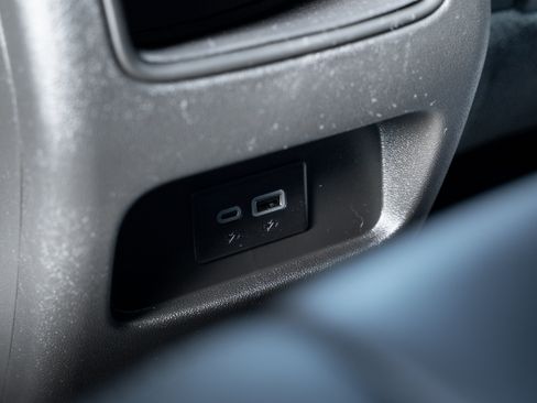 Used 2024 Cadillac XT5 Premium Luxury w/ Technology Package image 24