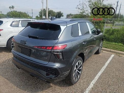 New 2026 Audi Q3 quattro 2.0T AWD/4WD image 17