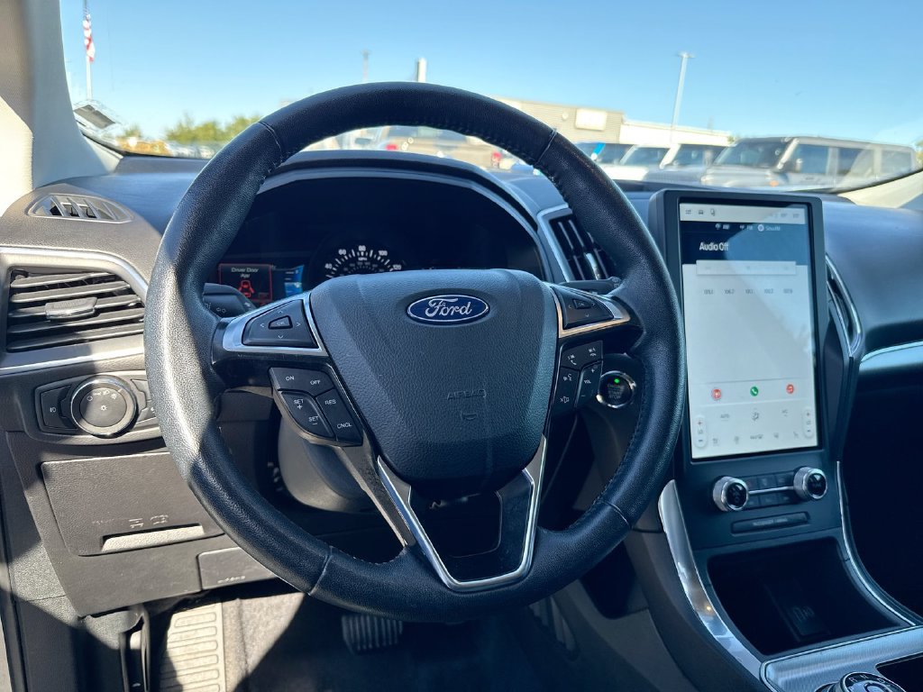 Used 2024 Ford Edge Titanium AWD/4WD image 11