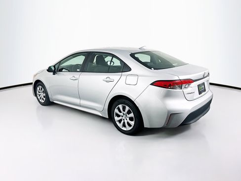 Used 2024 Toyota Corolla LE image 5