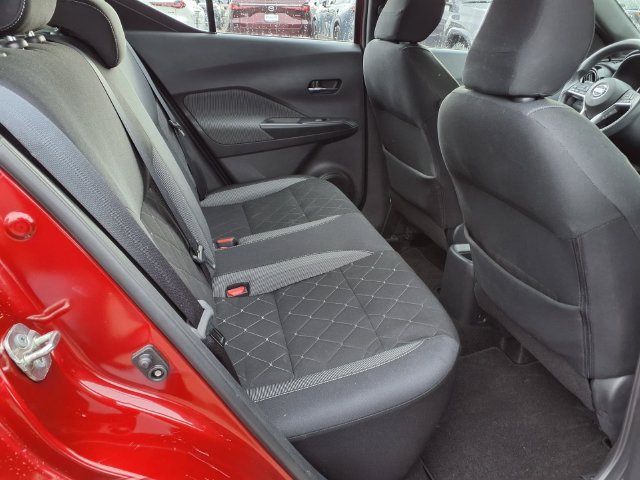 Used 2019 Nissan Kicks SV FWD image 19