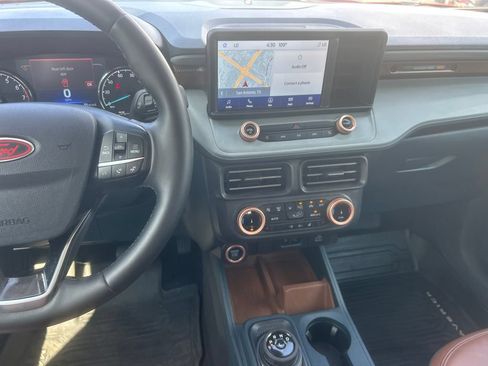Used 2023 Ford Maverick Lariat w/ Lariat Luxury Package AWD/4WD image 17