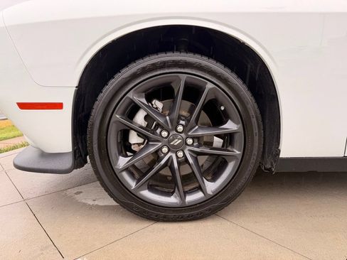 Used 2022 Dodge Challenger GT w/ Blacktop Package AWD/4WD image 13