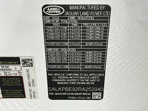 Certified 2024 Land Rover Range Rover Long Wheelbase SE image 30