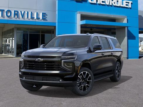 New 2026 Chevrolet Suburban RST image 6