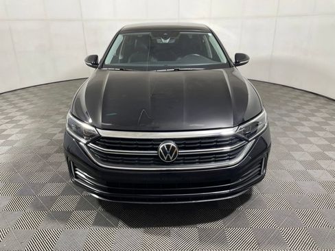Certified 2023 Volkswagen Jetta SEL FWD image 3