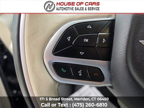 Used 2018 Chrysler Pacifica Limited w/ Advanced Safetytec Group FWD image 30