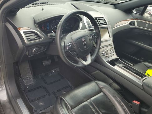 Used 2019 Lincoln MKZ Reserve image 22