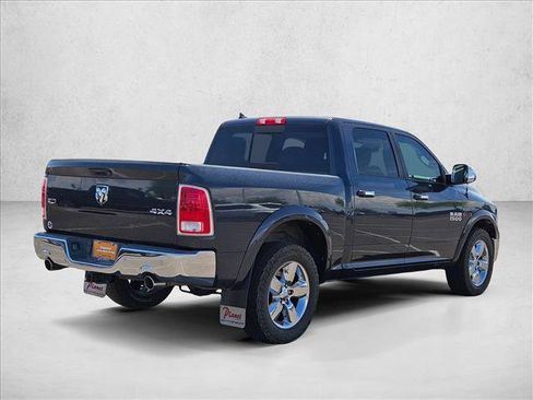Used 2017 RAM 1500 Laramie w/ Convenience Group AWD/4WD image 5