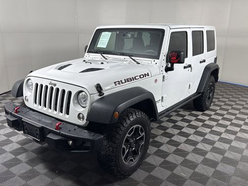 Used 2017 Jeep Wrangler Unlimited Rubicon image 2