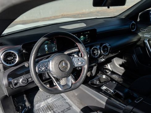 Used 2020 Mercedes-Benz CLA 250 CLA 250 image 19