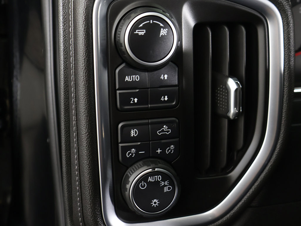 Used 2019 Chevrolet Silverado 1500 RST AWD/4WD image 38