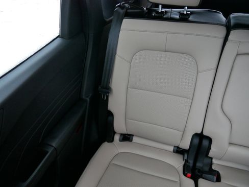 Used 2022 Ford Escape SEL image 12