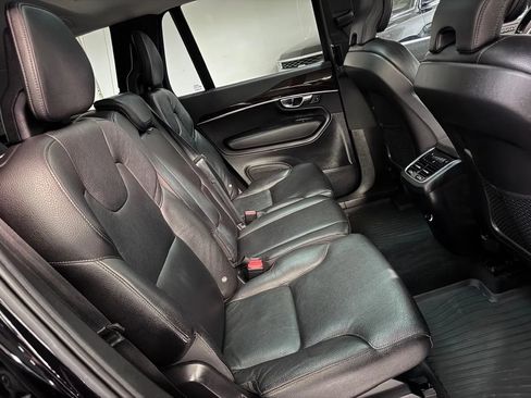 Used 2019 Volvo XC90 T6 Momentum w/ Advanced Package AWD/4WD image 18