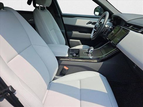 New 2026 Land Rover Range Rover Velar Dynamic SE AWD/4WD image 10