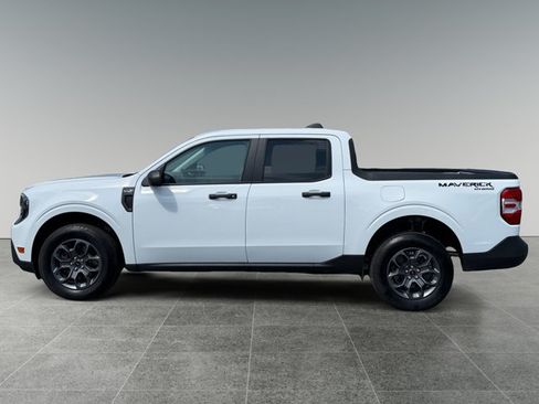 Certified 2025 Ford Maverick XLT FWD image 3