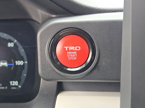 Used 2024 Toyota Tacoma TRD Off-Road image 24