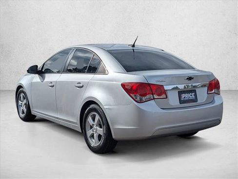 Used 2014 Chevrolet Cruze LS image 7
