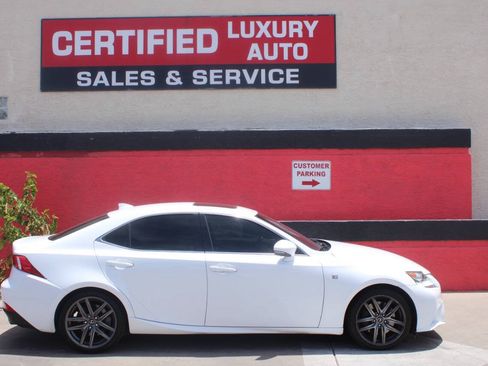 Used 2016 Lexus IS 200t w/ F Sport Package RWD image 1