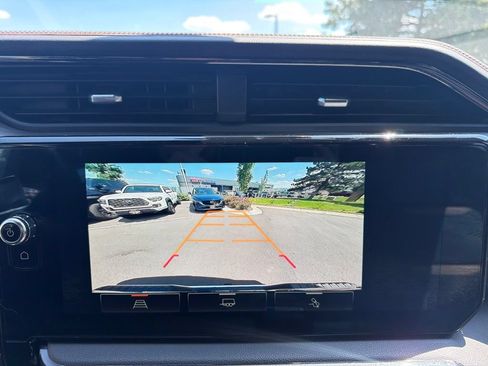 Used 2022 GMC Sierra 1500 AT4 w/ AT4 Preferred Package AWD/4WD image 31