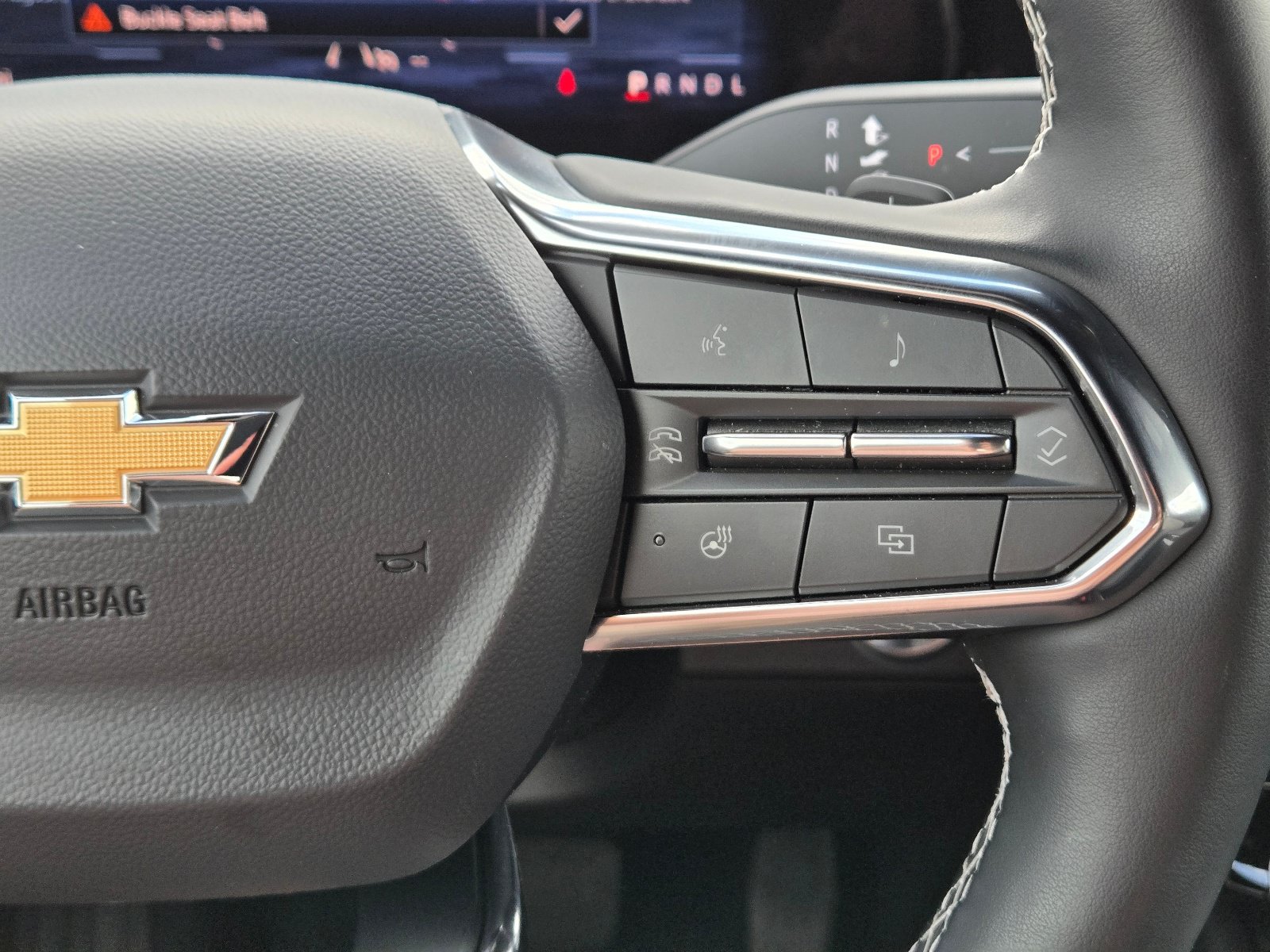 Used 2026 Chevrolet Traverse LT FWD image 24