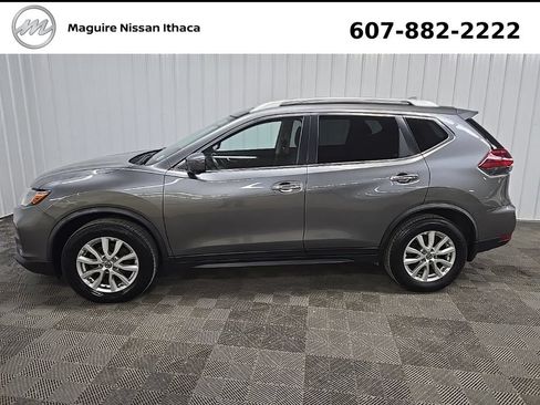 Used 2018 Nissan Rogue SV w/ Sun & Sound Touring Package AWD/4WD image 6