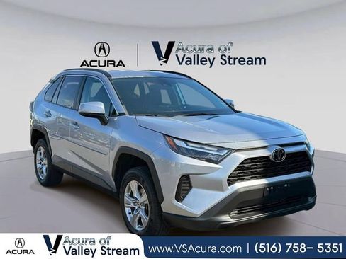 Used 2023 Toyota RAV4 XLE AWD/4WD image 1
