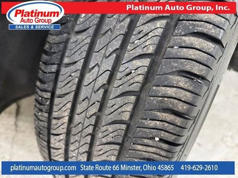 Used 2015 Jeep Cherokee Latitude w/ Comfort/Convenience Group image 52