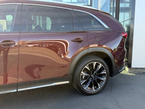 Used 2024 MAZDA CX-90 Plug-In Hybrid w/ Premium Plus AWD/4WD image 6
