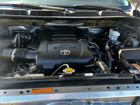 Used 2016 Toyota Sequoia Limited image 21