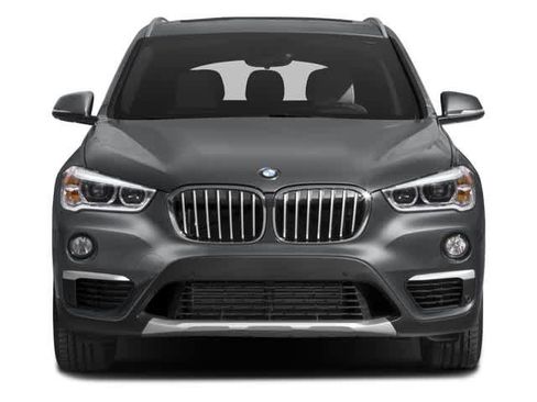 Used 2017 BMW X1 xDrive28i image 4